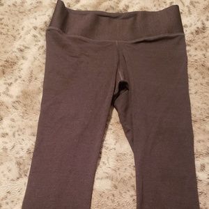 Gray new fitted crop work out pants
